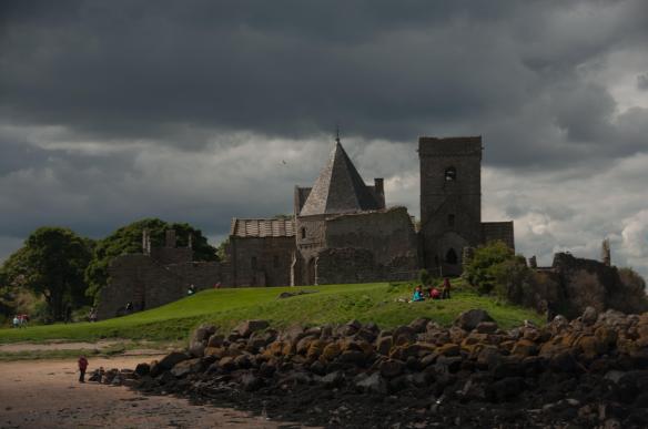 Relevant photo: A castle ruin near Edinburgh. Photo by Ida Swearingen